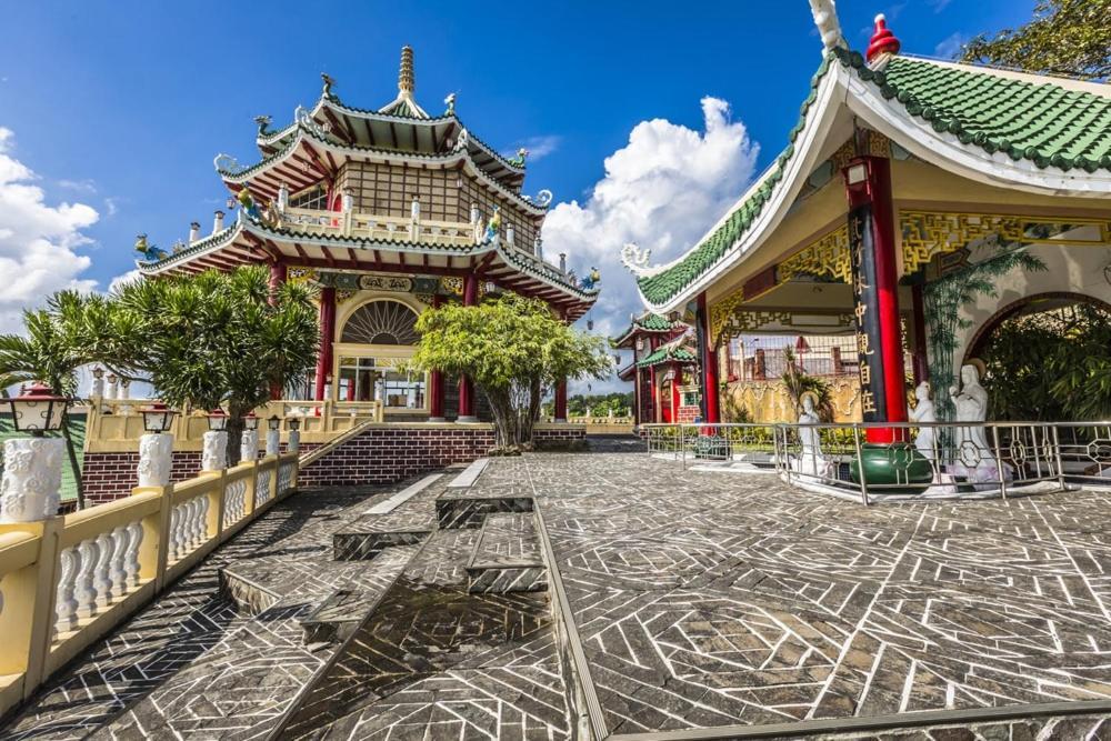 Saekyung Village One Мактан Экстерьер фото